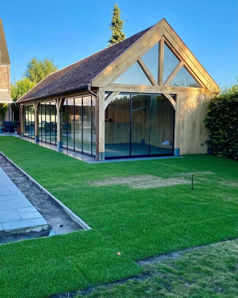 Voorgevel poolhouse in eik, Torhout